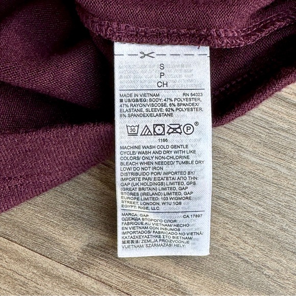 NWT GAP Velvet Sleeve Knit Dress Women’s Small – Vamp Red Long Sleeve Shift - Picture 7 of 14